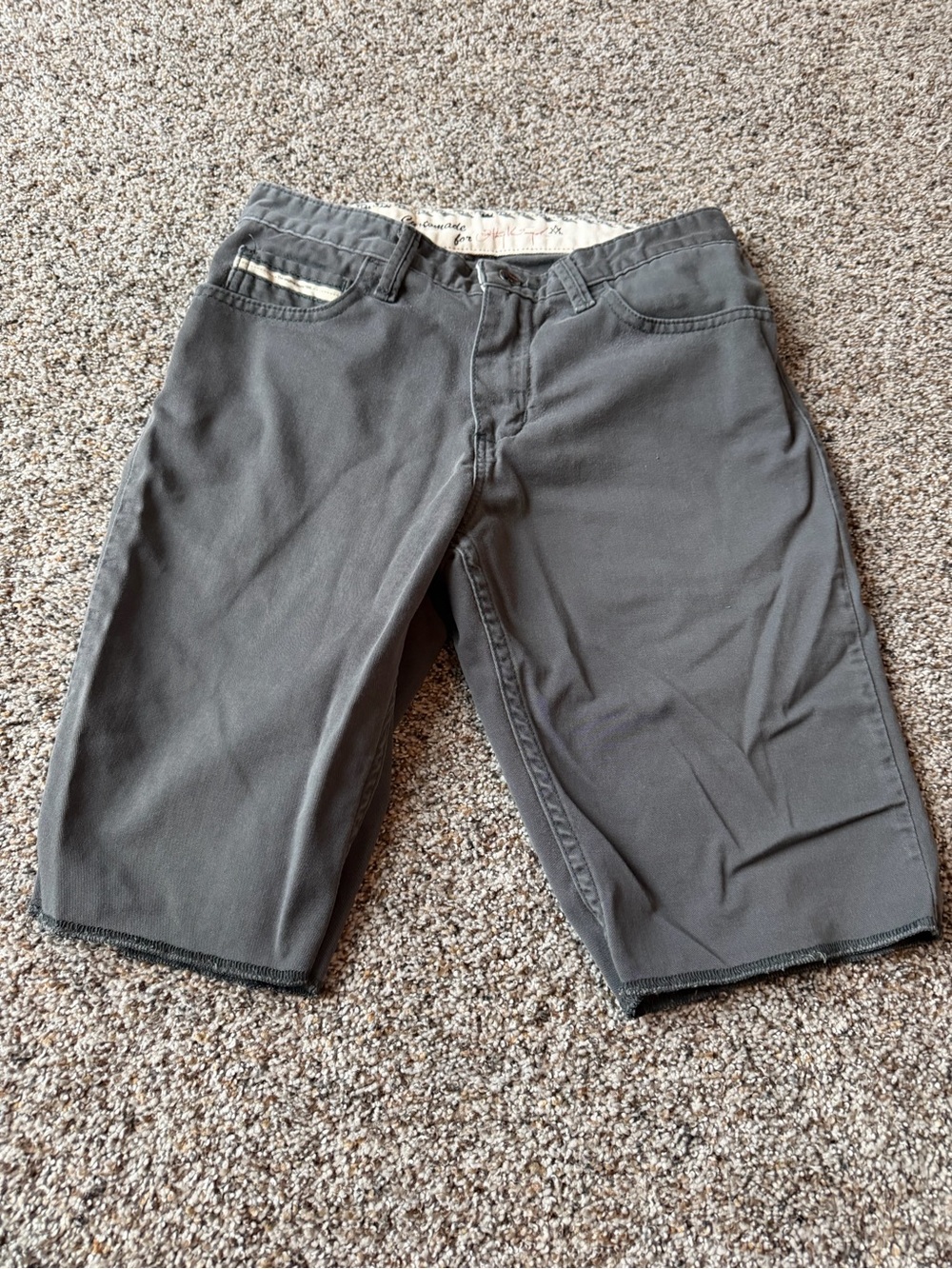Vans AVE Anthony Van Engelen Customade Gray Raw Hem Skate Shorts Y2K Size 28